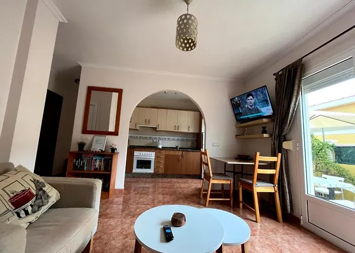 Casa Helios, Situated In 別荘